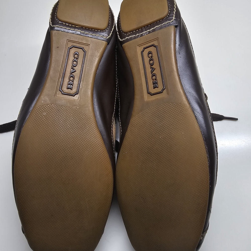 Women’s Coach Lace-Up Derby Sneakers - Picture 4 of 4